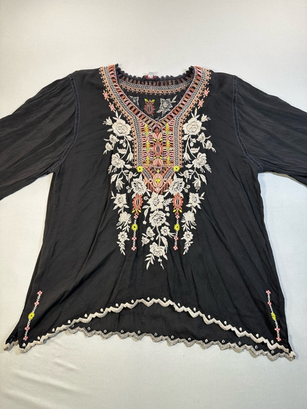 Johnny Was Embroidered Floral Tunic Blouse, Bell Sleeves - Womens XL - Picture 5 of 16
